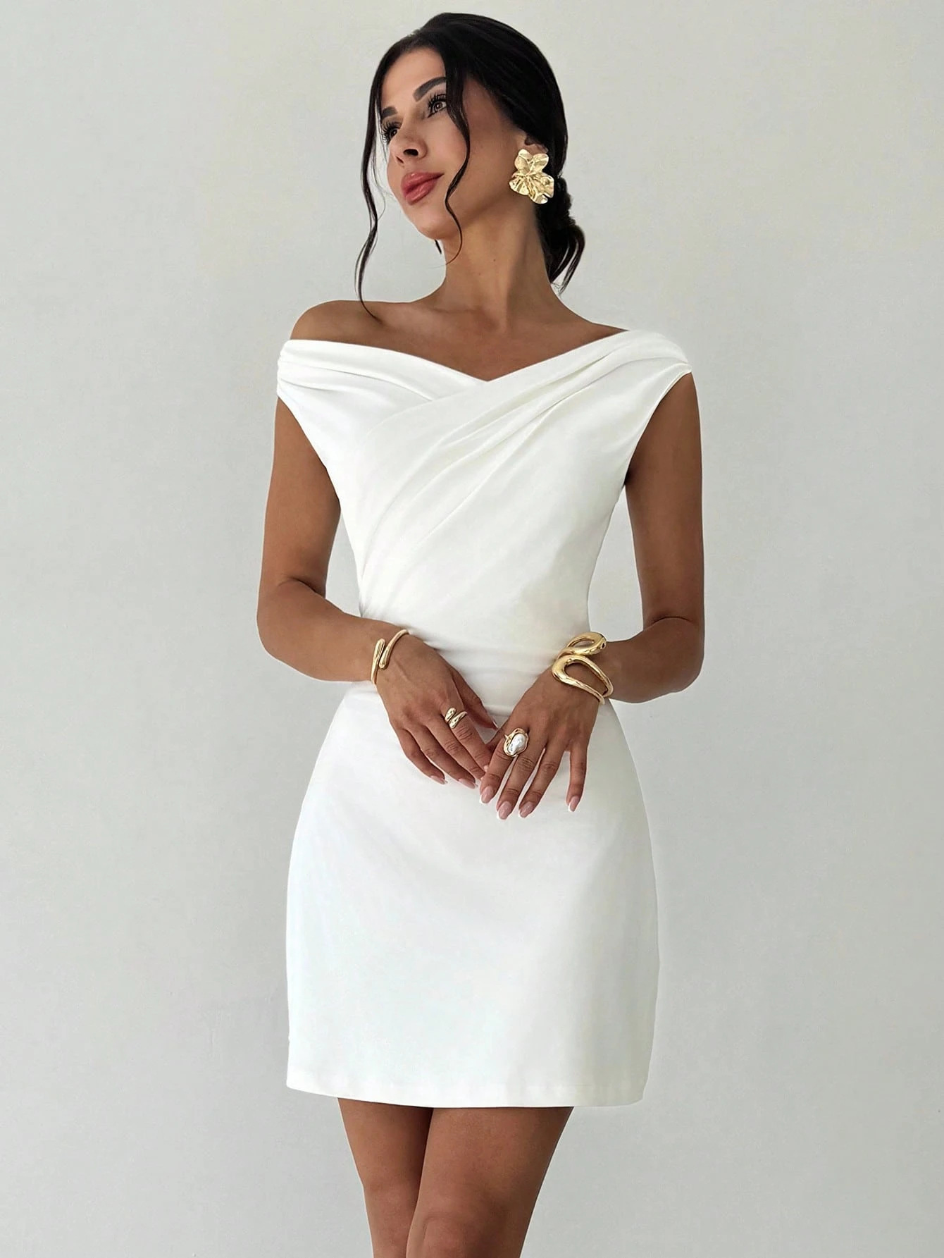 Basic & Casual Dresses White Women Dress Off Shoulder Sexy Mini Dress Women Fashion Party Dresses Summer Lady Office Dress