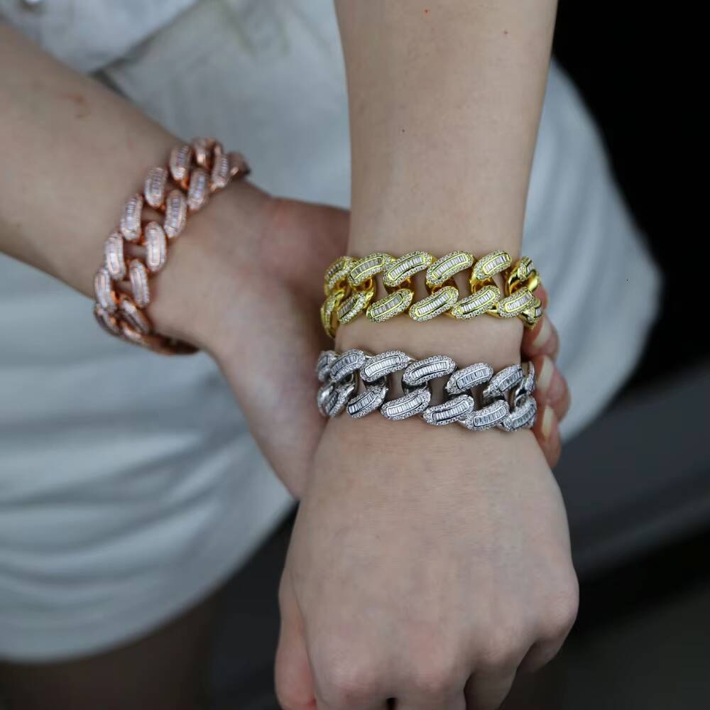 Iced Out Bling 18mm CZ Heavy Chunky Cuban Link Chain Bracelet Gold Silver Color 5A Moissanite Hip Hop Fashion Women Men Jewelry