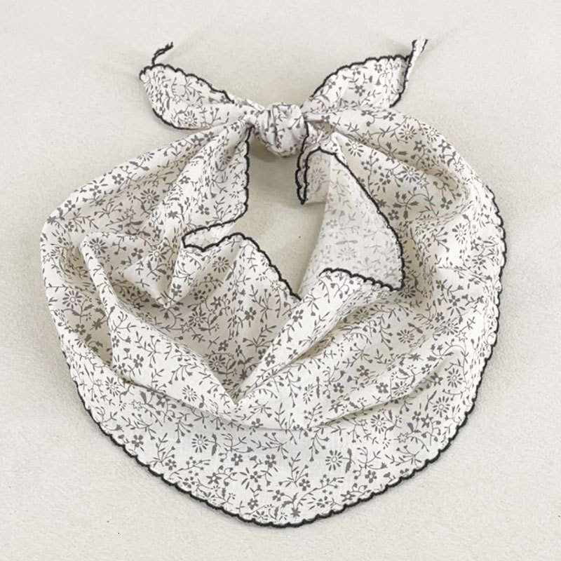 Ese N Cotton Triangular Scarf With Scalloped Edges, Elegant And Versatile, Breathable Decorative Scarf, Sun Protection Neck Wrap For Women Qian Pan
