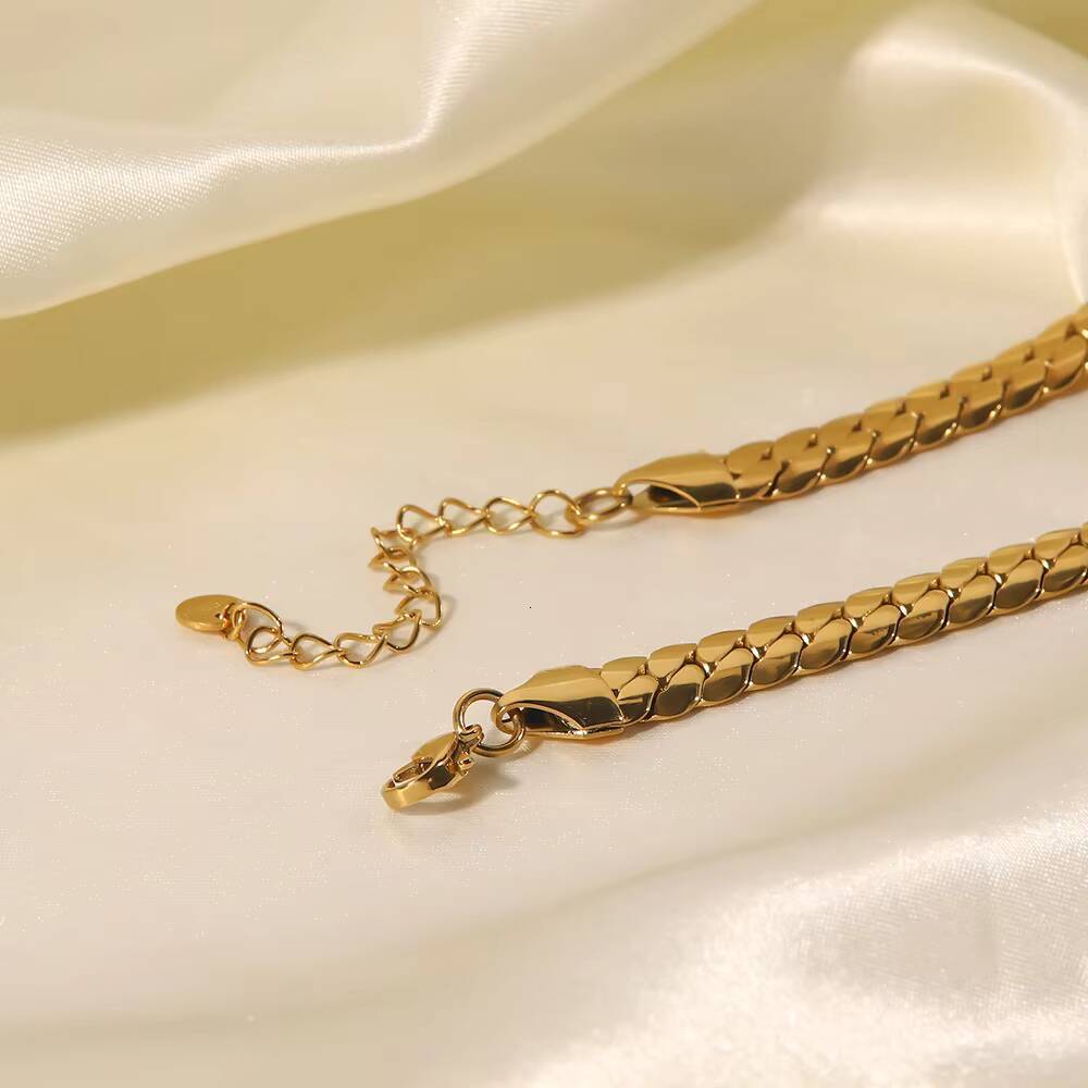 18K Gold Plated Titanium Stainless Steel Waterproof Jewelry Moissanite Cuban Link Chain Hip Hop Necklace