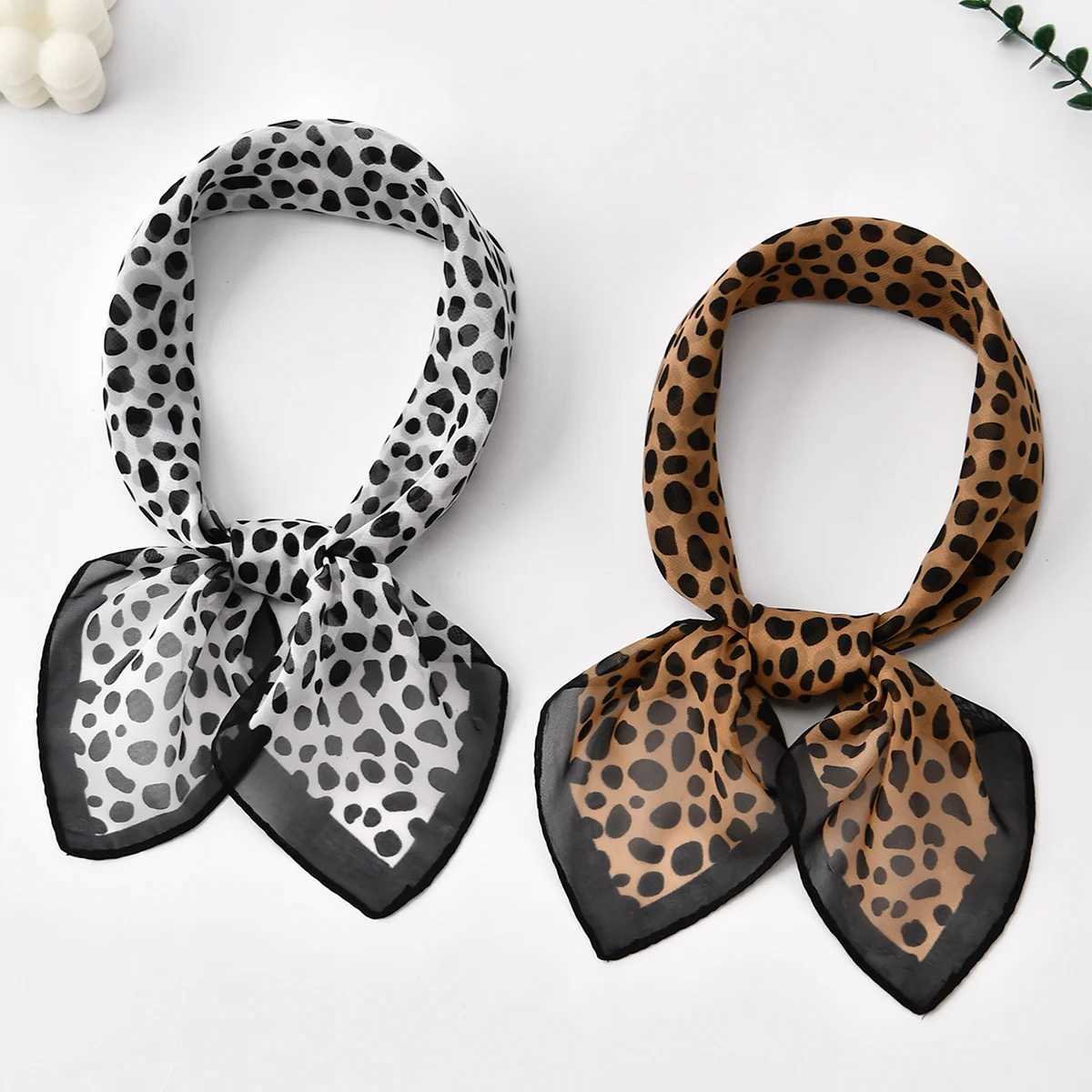 6060cm Small Square Scarf Wen Chiffon Neckerchief Fashion Leopard Printed Floral Handkerchief Hair Wrap Bag Accessories X260328