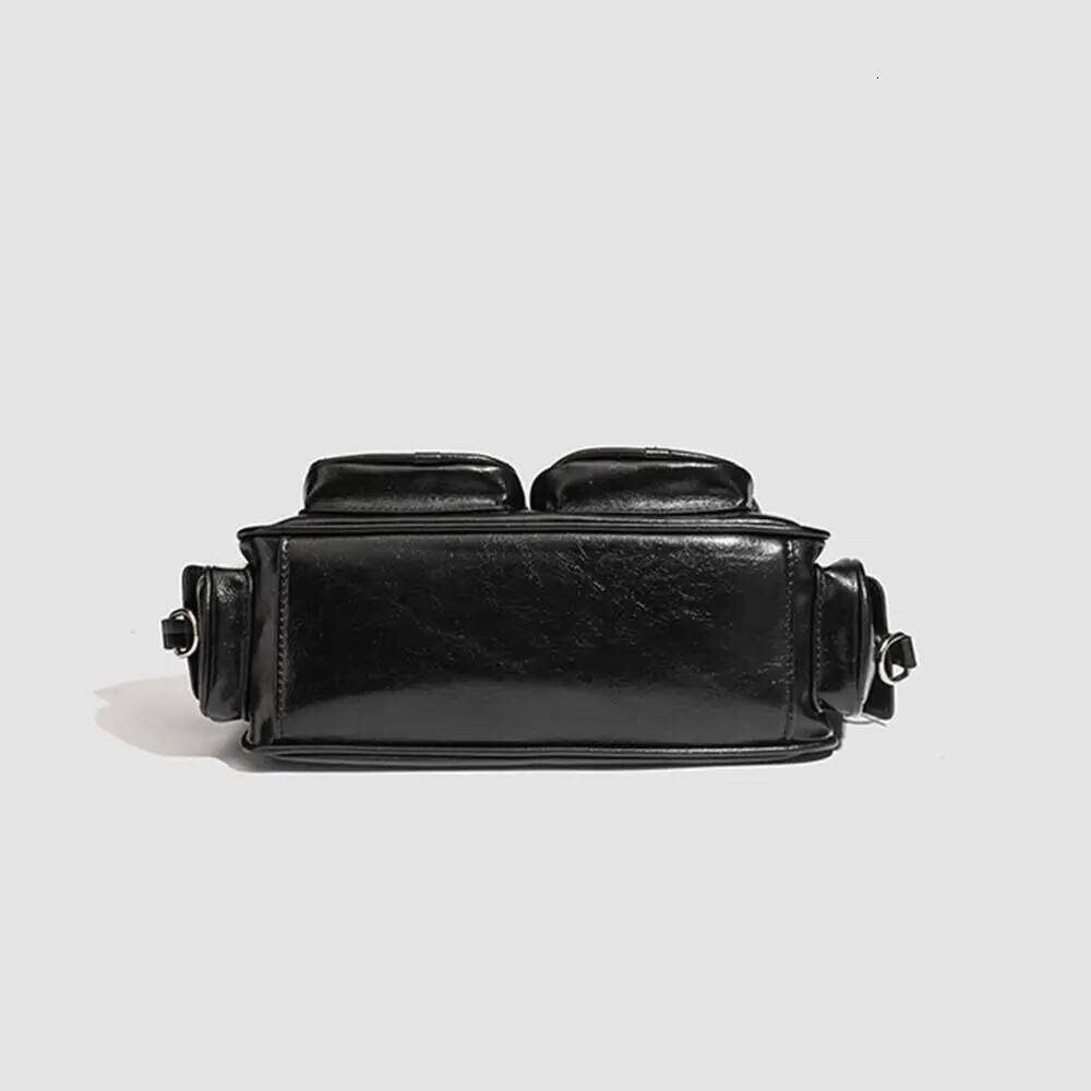 Trend Y K Retro Shoulder Multi Pocket Fashion Vintage Underarm Handbag Spicy Girl Motorcycle Bag Shopping TIANOUDAISHU