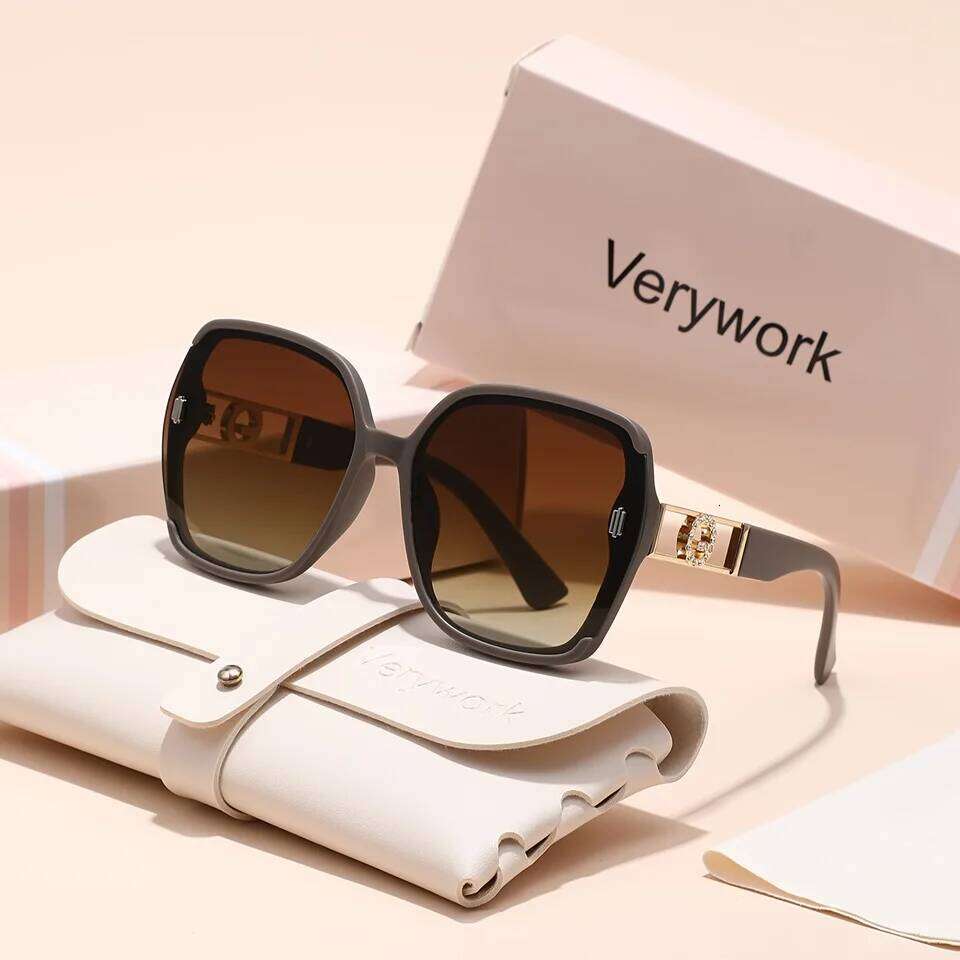 , women's classic retro square fashion glasses - UV-blocking high-end sunglasses, perfect gift choice 26Y0330