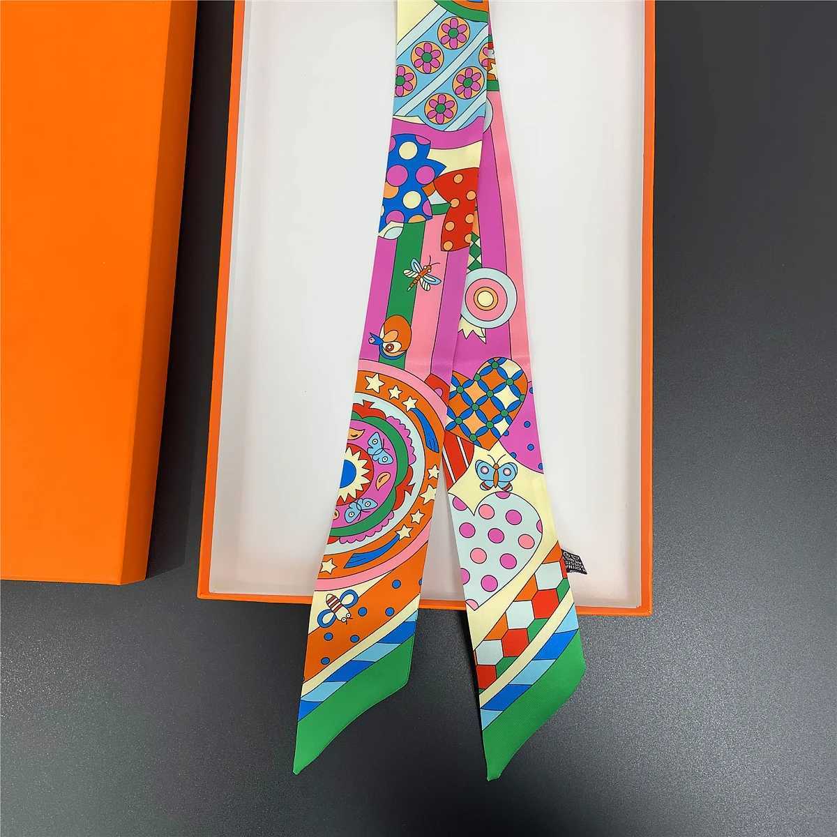 2024 Brand New Design Owl Scarf Wen Luxury Silk Scarf Fashion Hair band Foard Skinny Bag Scarves Neckerchief For Ladies X260328