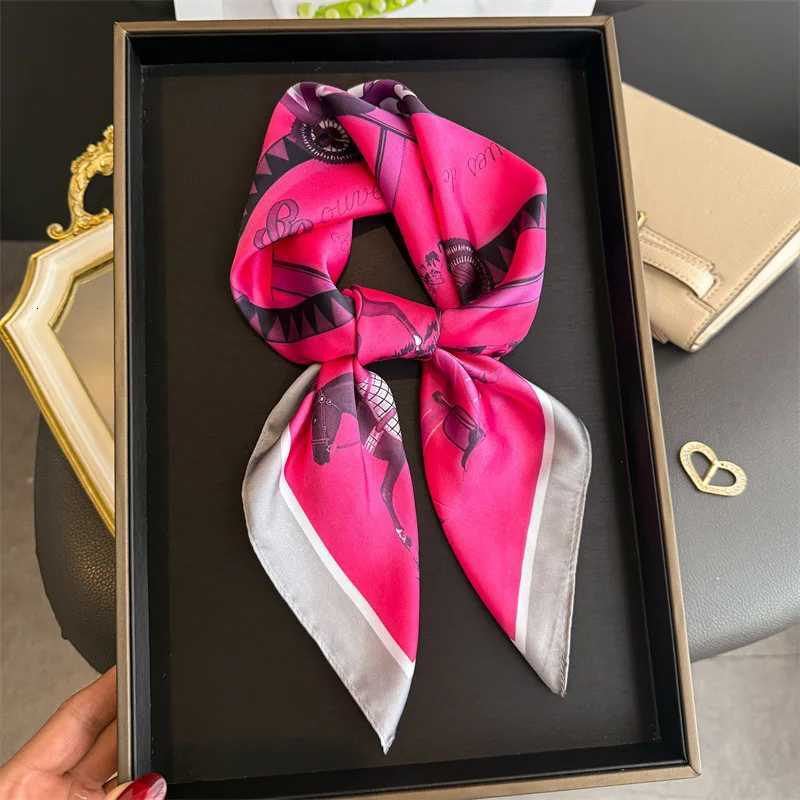 Horse Chain Silk Scarf For Wen Luxury Decorate Scarfs Neckerchief Fem Neck Tie Soft Hijab Foard Hairband For Travel X260328