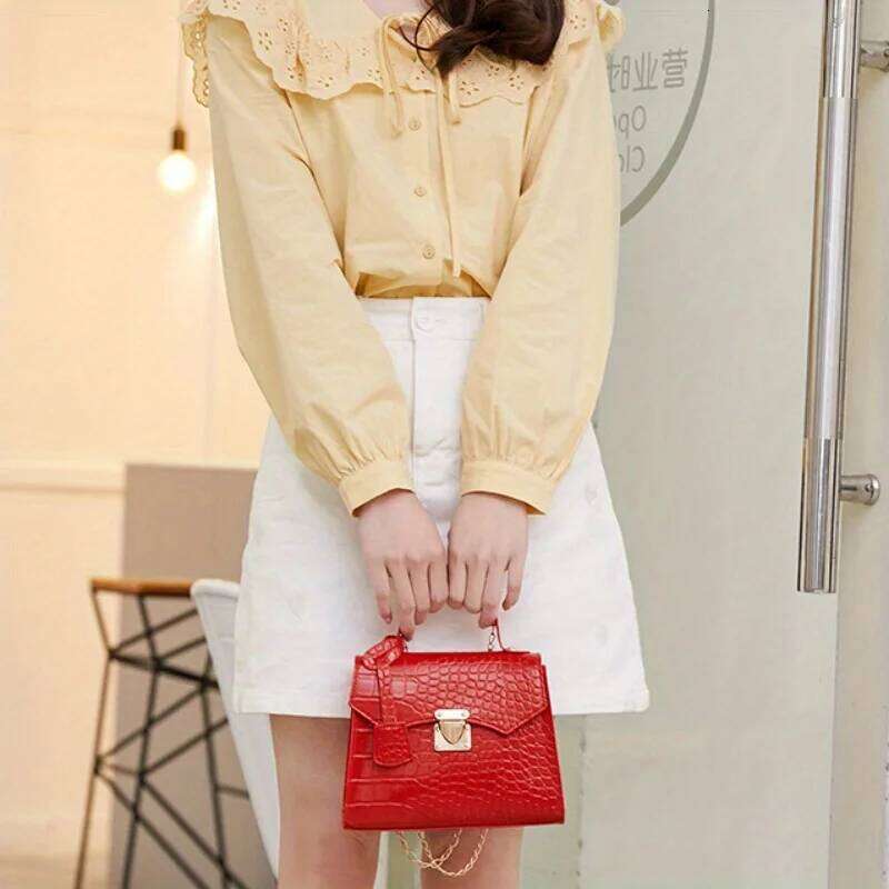 Chic Crocodile Embossed Mini Handbag For Women Trendy Solid Color Fixed Strap Twist Lock Closure Polyester Lined QIBALIANGPIN