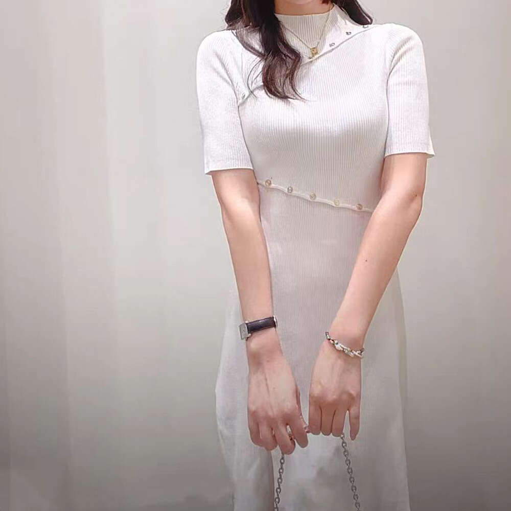 2026 Summer Designer Women's S18 New Elegant White Ribbed Waist Knitted Short Sleeve Dress