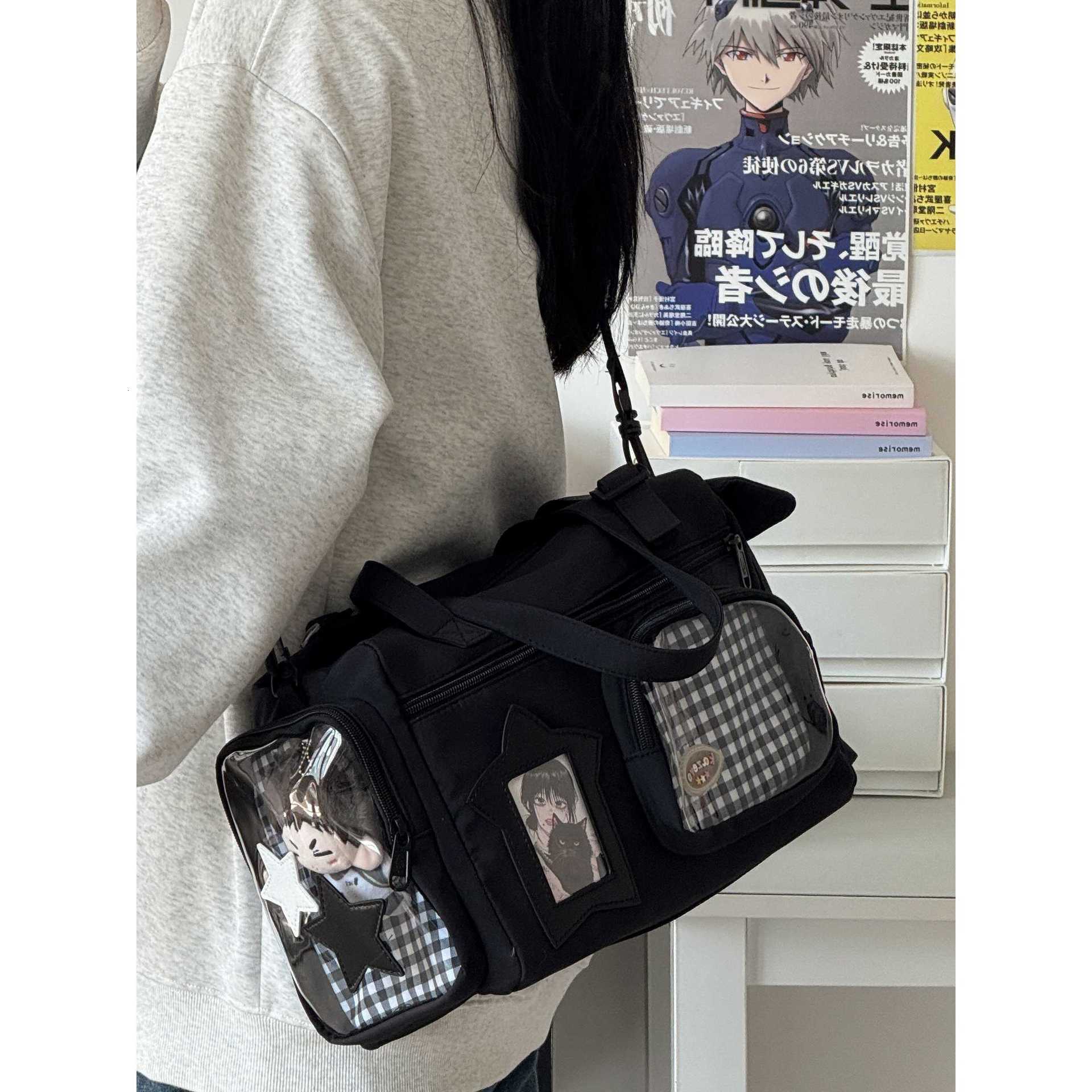 2025 New Model "Social Animal" Large Capacity Bag for Daily Commuting, Versatile Nylon Tote Bag, Student Crossbody Handbag