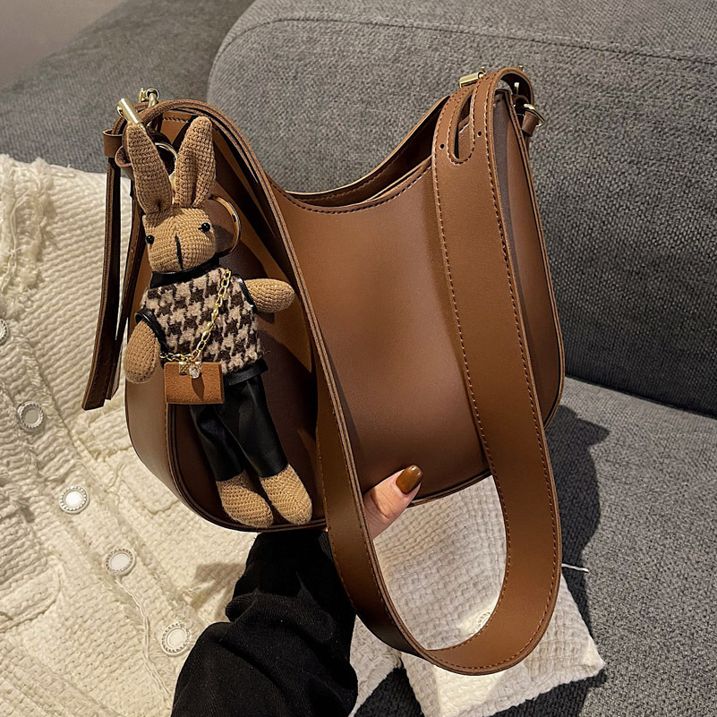 High-End Bucket for Women, Niche Underarm 2025 New Trendy Fashion Single Shoulder Bag, Versatile Crossbody Bag