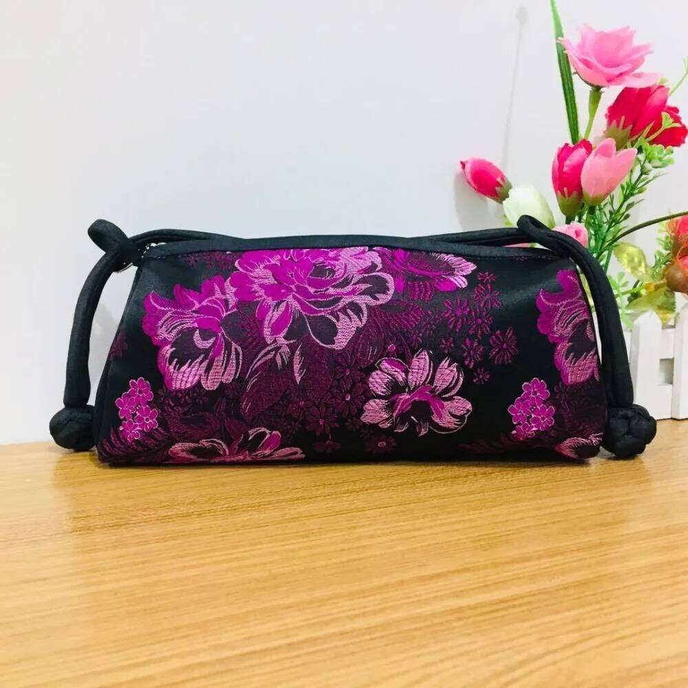 Chinese Embroidery Fashion Silk Embroidered Women Handbag Chinese Style Design Knot Clutch Retro Zipper Cosmetic Bag Travel