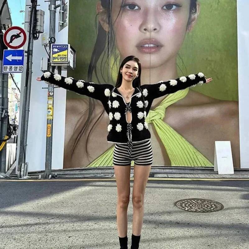 3D Knitted Cardigan Korean French Retro Small Fragrance Tied Jacket Women Outerwear Flower Collar Sweater Top New