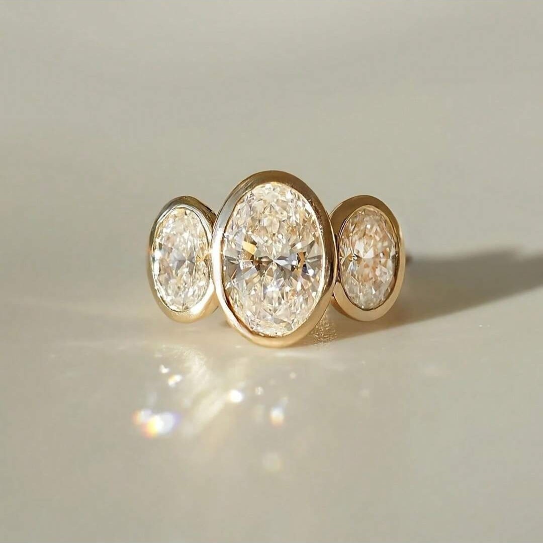 Choucong Ins Top Sell Vintage Jewelry 18K Gold Fill Threee Stones 5A Cubic Zirconia CZ Diamond Party Elegant Eternity Women Wedding Bridal Ring Lover 