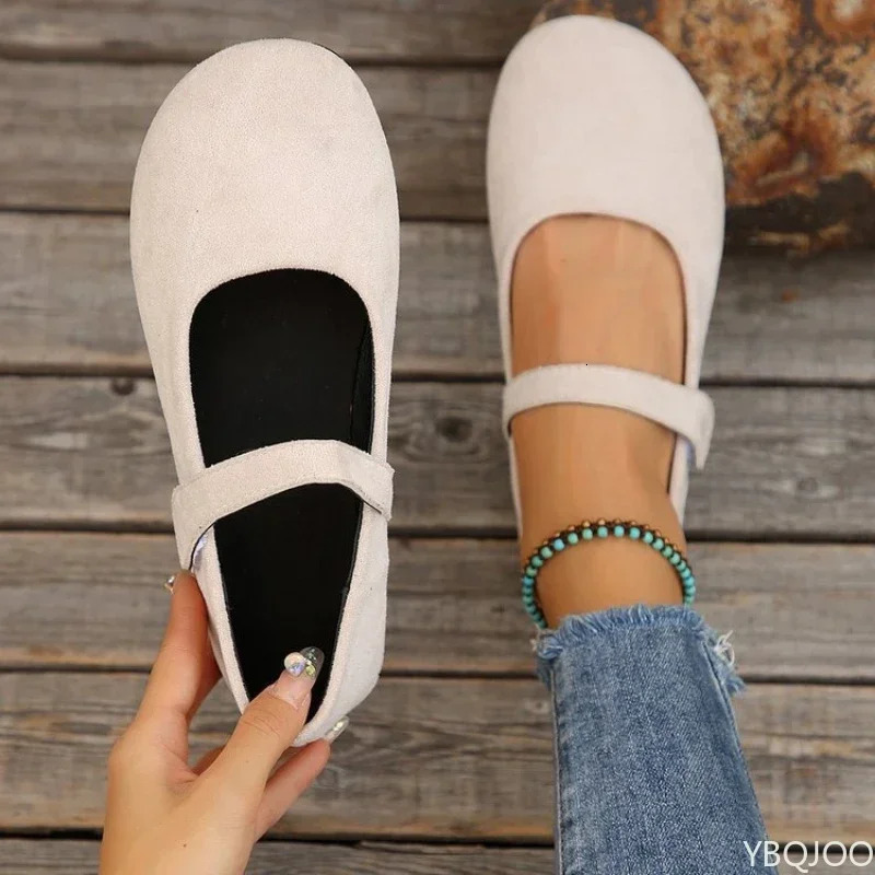 Womans Casual Flats Shoes Round Toe Large size ladies shoes Retro French Mary Jane Dress Flat Summer Solid Comfortable shoe 260323