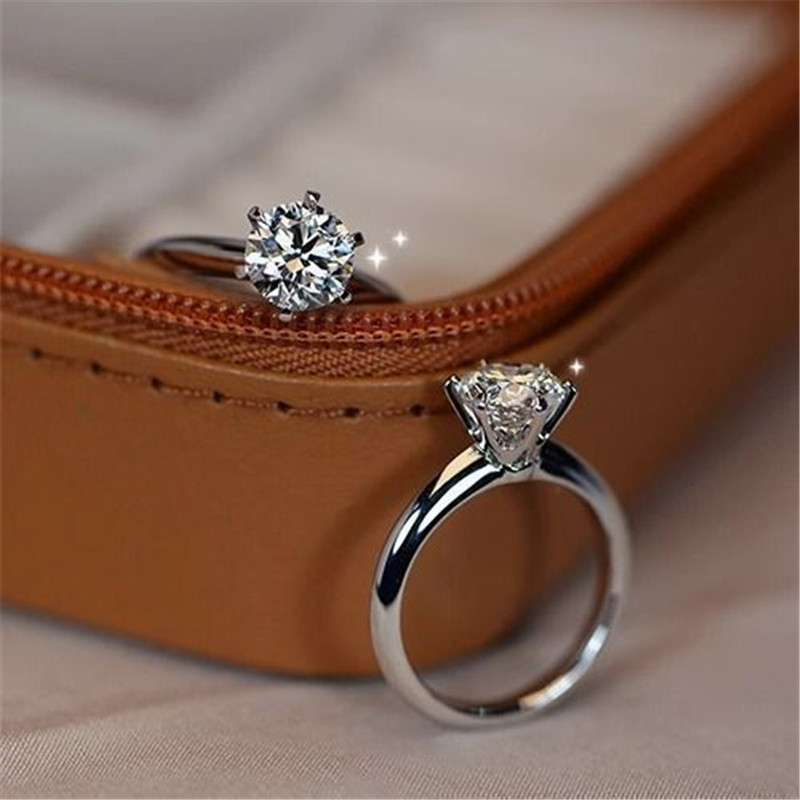 Solitaire 925 Sterling Silver Classical Six Prong Jewelry Round Cut Lab Moissanite Diamond Handmade Party Eternity Women Wedding Bridal Ring For Her L