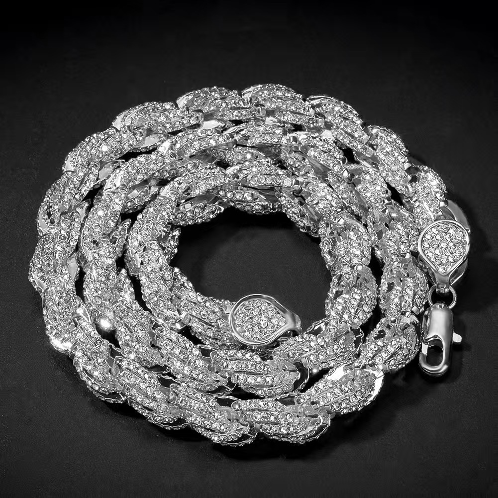 European and American fashion hip-hop necklace - 9mm twisted chain with gold-set diamonds, Meyermi chain, high-end men's neck accessory