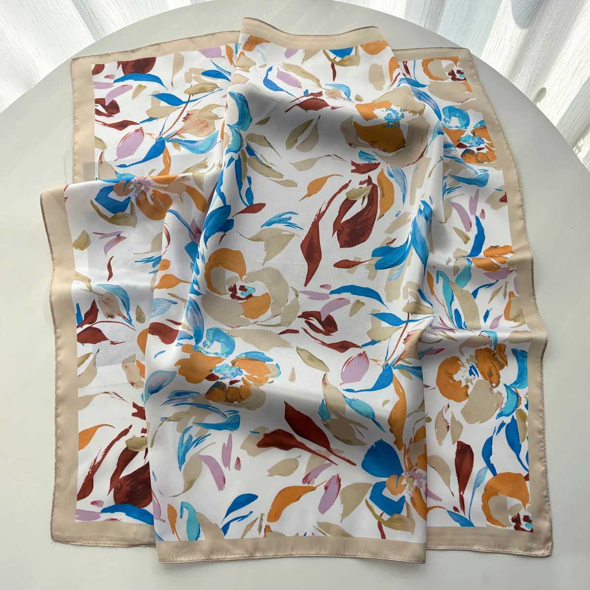 Design Print Silk Imitation Scarf for Wen Square Hairbands Foard Fem Bandana Neck Kerchief bands 2026 New X2603281