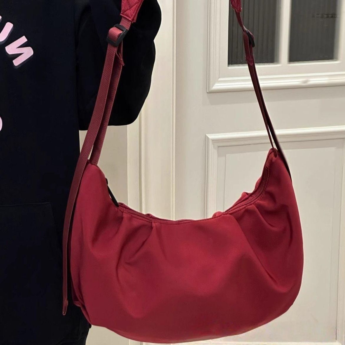 Casual Versatile Crossbody Lightweight Outing Japanese Style Ins Retro Dumpling Female College Student Shoulder Bag