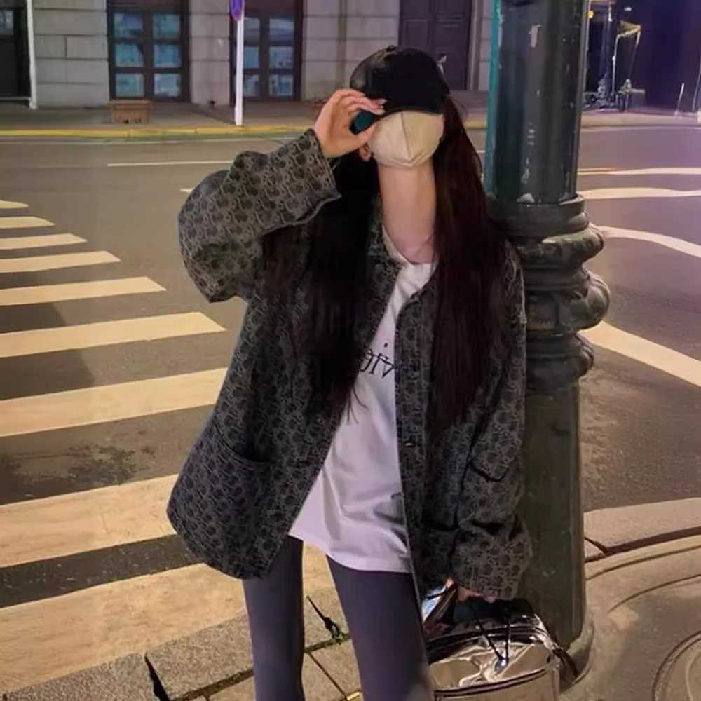 Women Denim Coats Print Single Breasted Coat Casual Turn Down Collar Y2k Streetwear Jackets Splice Jacket 2025 Vintage SpringT260328