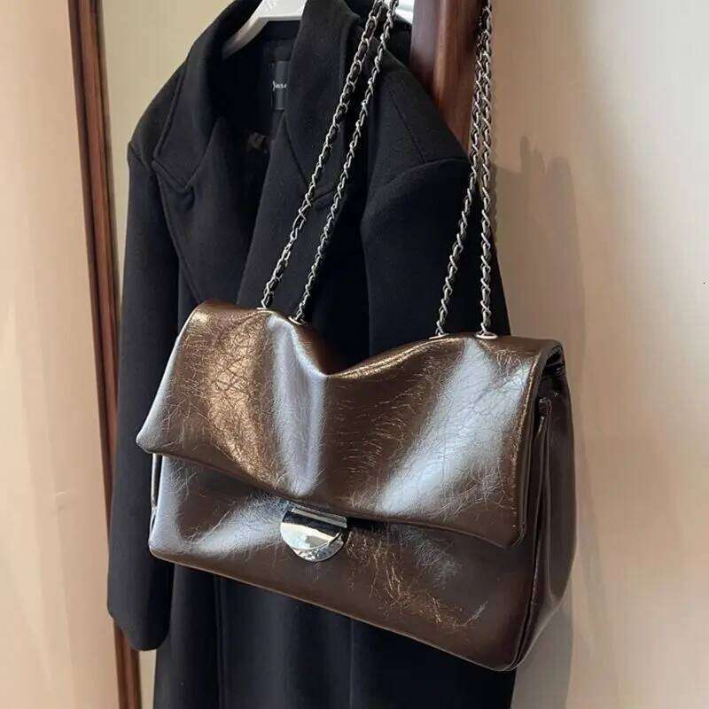 JIAERDI Retro Chain Silver Buckle Tote Women Waxed Leather Texture Large Capacity Shoulder Bag Ladies New Underarm Bags TIANOUDAISHU