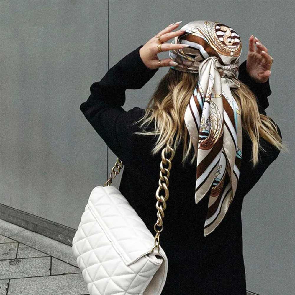 1PC Square Scarf with Leopard Print and Color Block Design - Versatile Satin Scarf Head Scarf Multi-purpose Silk-like Scarf Z260330