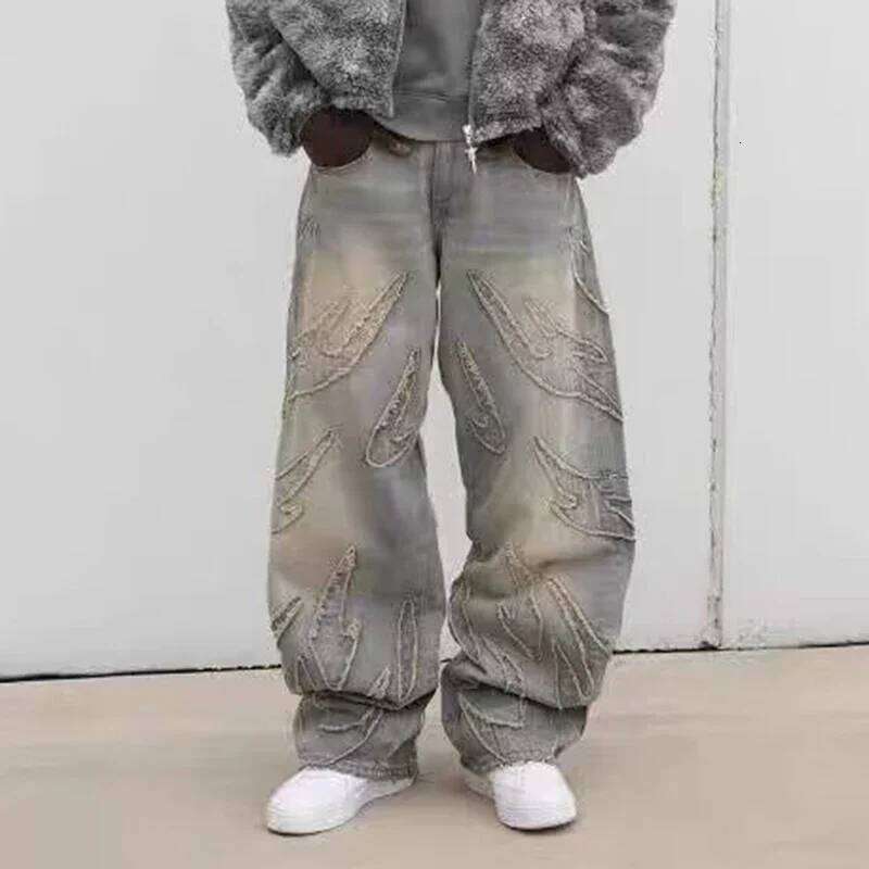 Gothic Retro High Waisted Wide Leg Trousers Y2k Hip Hop Baggy Men's Street Fashion Raw Edge Embroidered Jeans 26Y0330