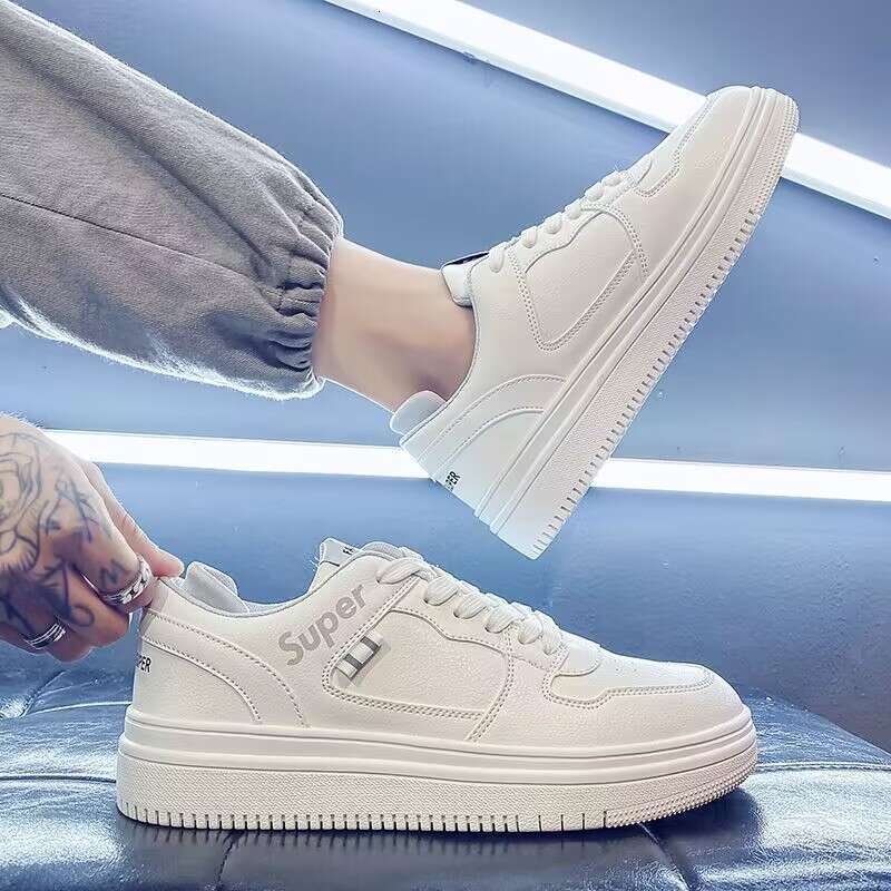 National Trend Men's Spring White 2026 New Casual Sports Youth College Style Running Shoes Men