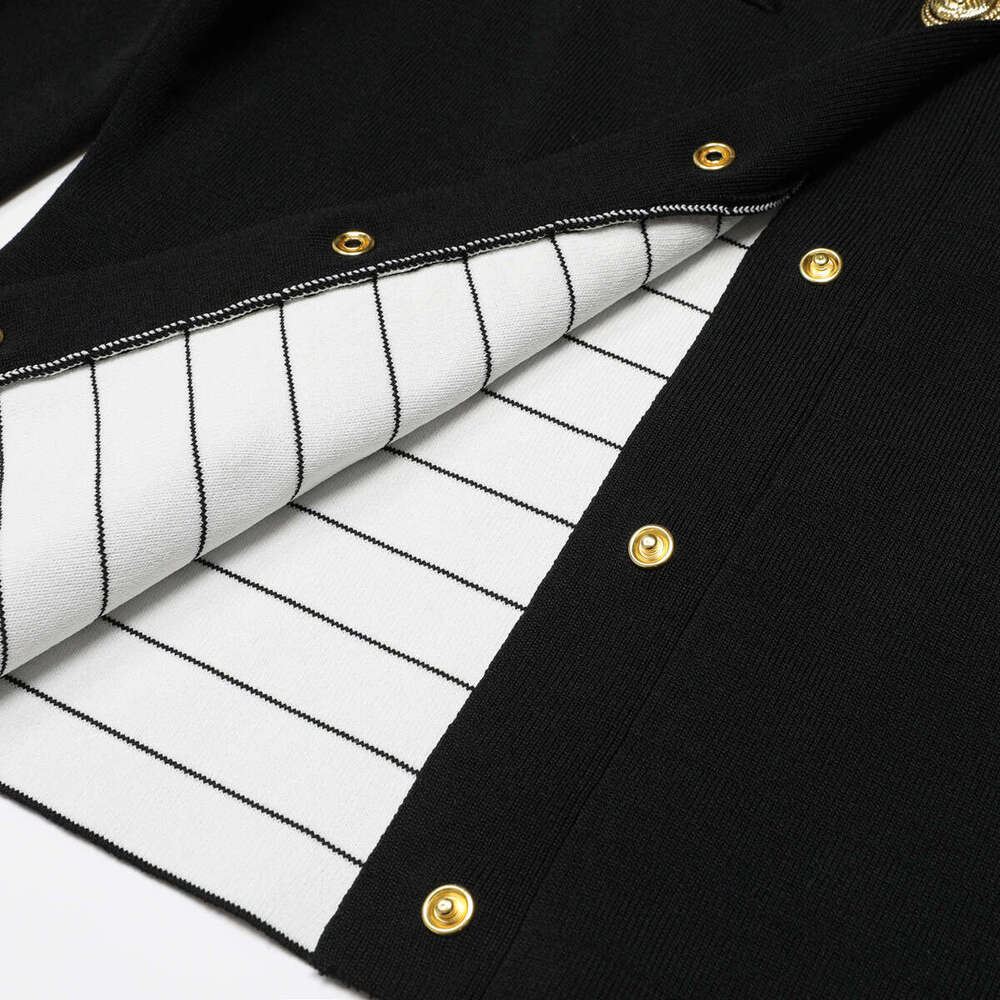 Spring and Autumn New Designer High D7 quality Fashion Color blocked Knitted Long sleeved Top Network Celebrity Women's Cardigan Jacket
