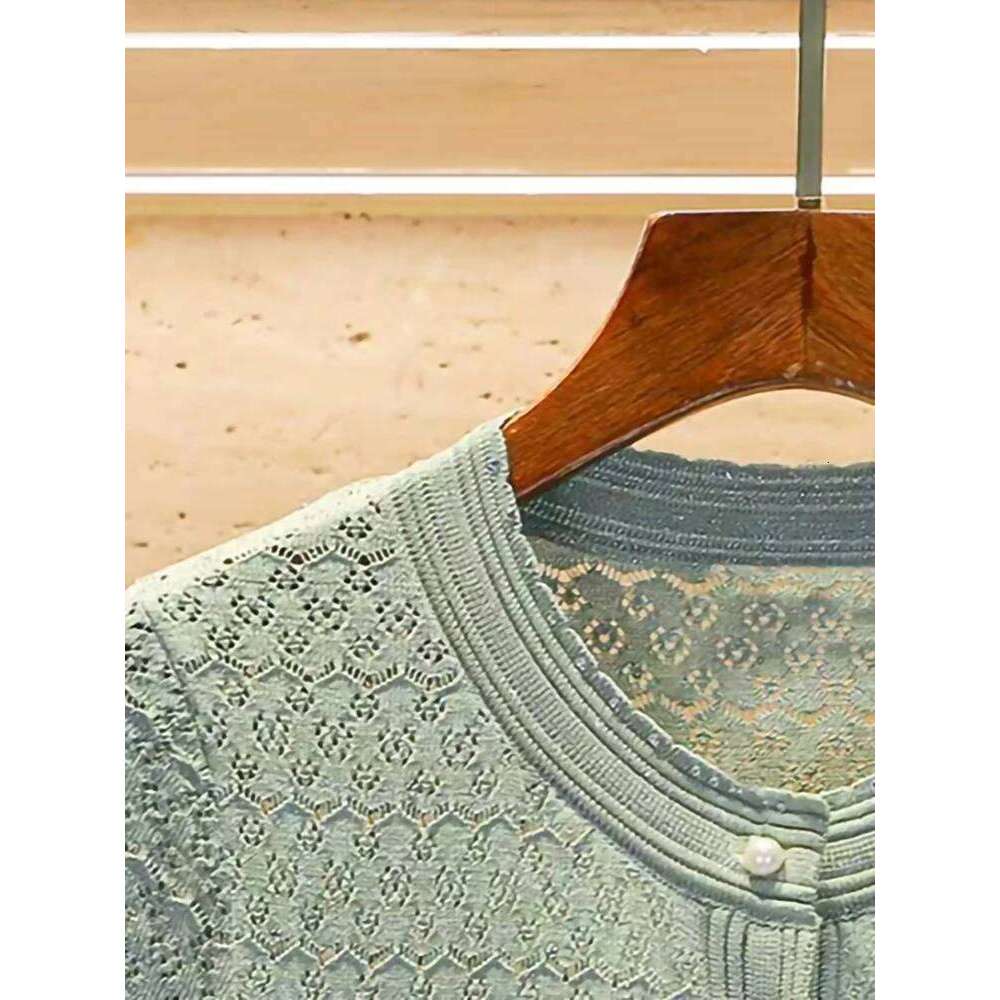 Spring Summer New Fashion Temperament Knit Long Dress Women Elegant Pearl Button O-Neck Short Sleeve Slim Robe Ladies Mdng260330