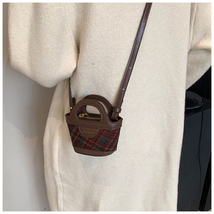 Free Shipping High Value Mini Handbag for Women Vintage Pattern Crossbody Bag with Top Handle