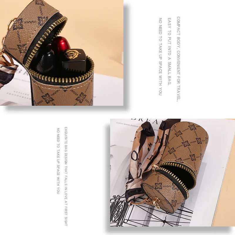 Scarf Pattern Lipstick Keychain Mini PU Leather Holder with Keyring Monogram Print Bag Charm for Women Cute Cosmetic Pendant Z260330