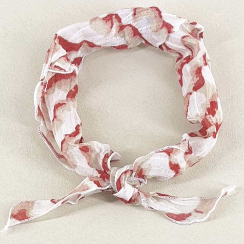 New Spring Autumn Vintage Artistic Pure Linen Triangle With Unique Design And Gradient Print, Small Decorative Neck Scarf Qian Pan