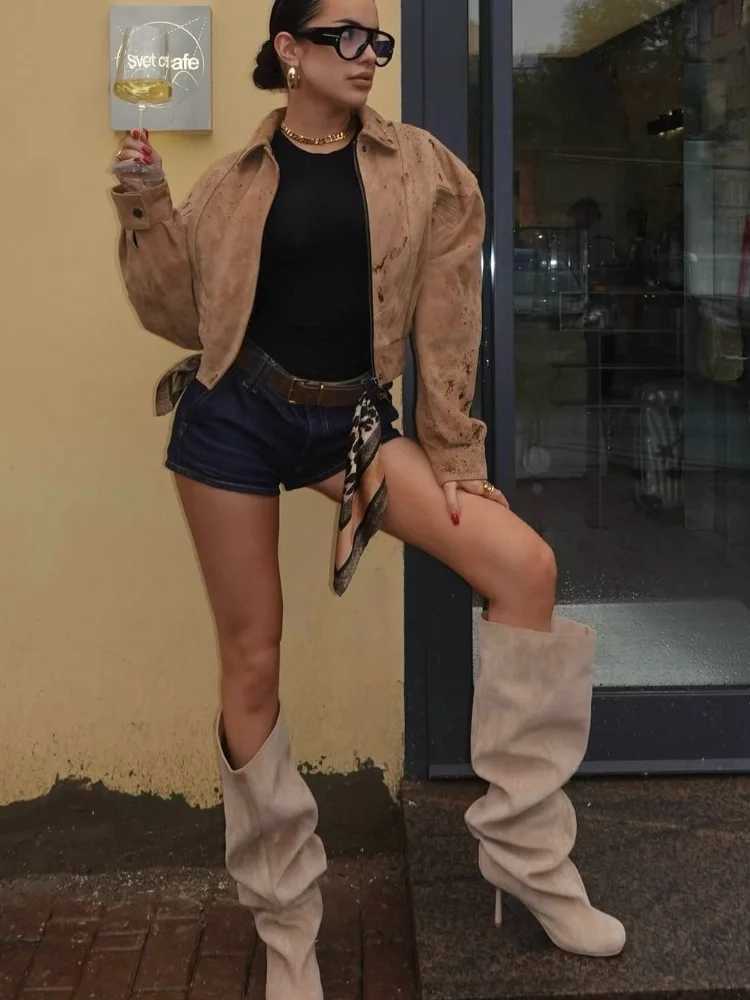 Womens Vintage Camel Suede Cropped Jacket Lapel Collar Long Sleeve Zipper Up Bomber Coat Streetwear 2026 Lady Date OutfitsT260328