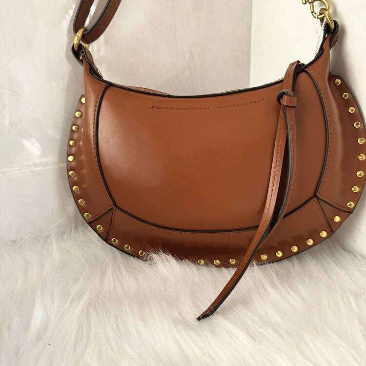 Classic Half Moon Design Gold Rivet Bag Retro Handbag With Single Shoulder Strap TIANOUDAISHU