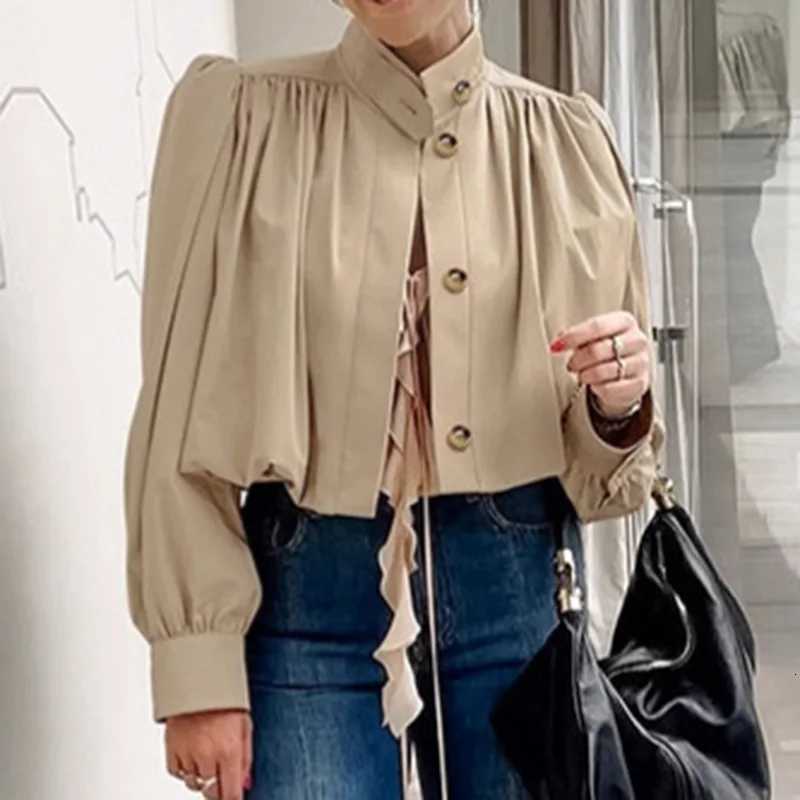 Casual Short Jackets Women Loose Chic Pleated Lantern Sleeve Stand Collar Single Breasted Coats Female 2025 Autumn Solid OutwearT260328