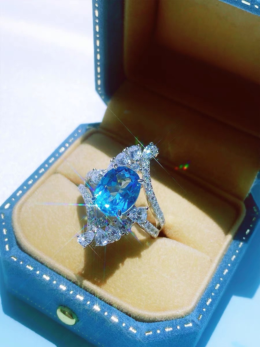 Jewlery Designer For Women Minimalist Style Instagram-Worthy High-End Colored Gemstone Paraiba Topaz Ring Women Comparable To Aquamarine