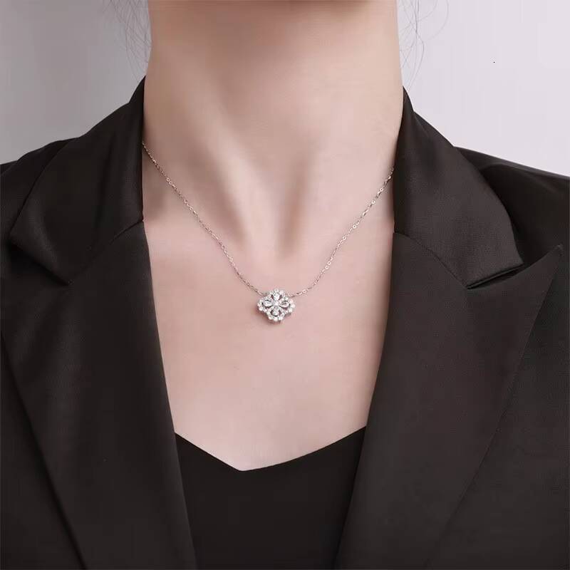 Luxury 925 Silver Necklace Women Fashion Moissanite Pendant for Gift