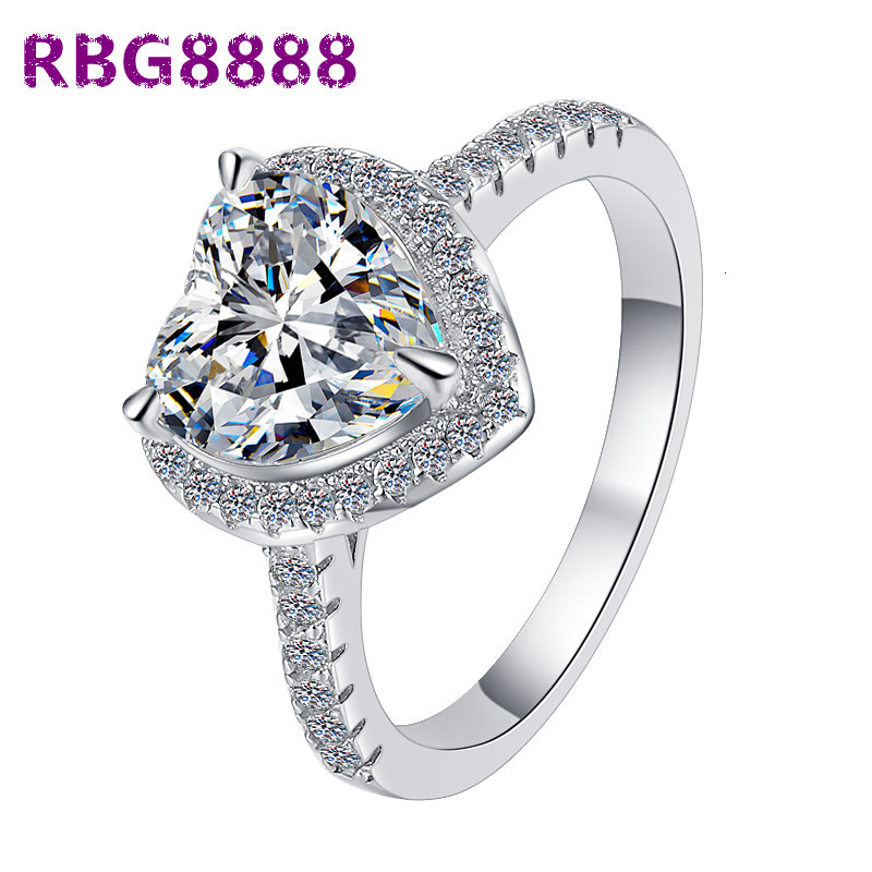 New Arrival Heart Shape S925 Sterling Silver 18k Gold Plated D Color VVS Moissanite Diamond Halo Engagement Ring
