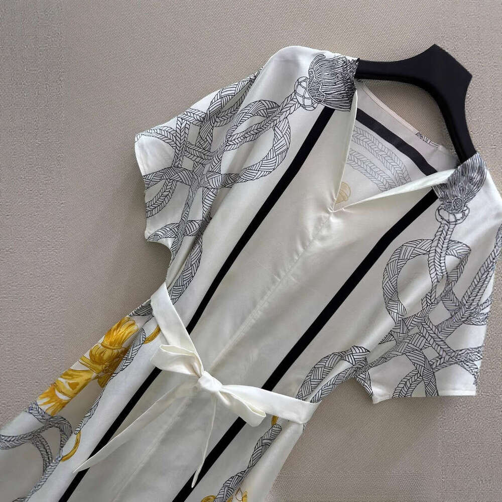 High-End Spring/Summer New Silk Twill Half-Slit V-Neck Tie Slim Split Dress Qipao Hanfu