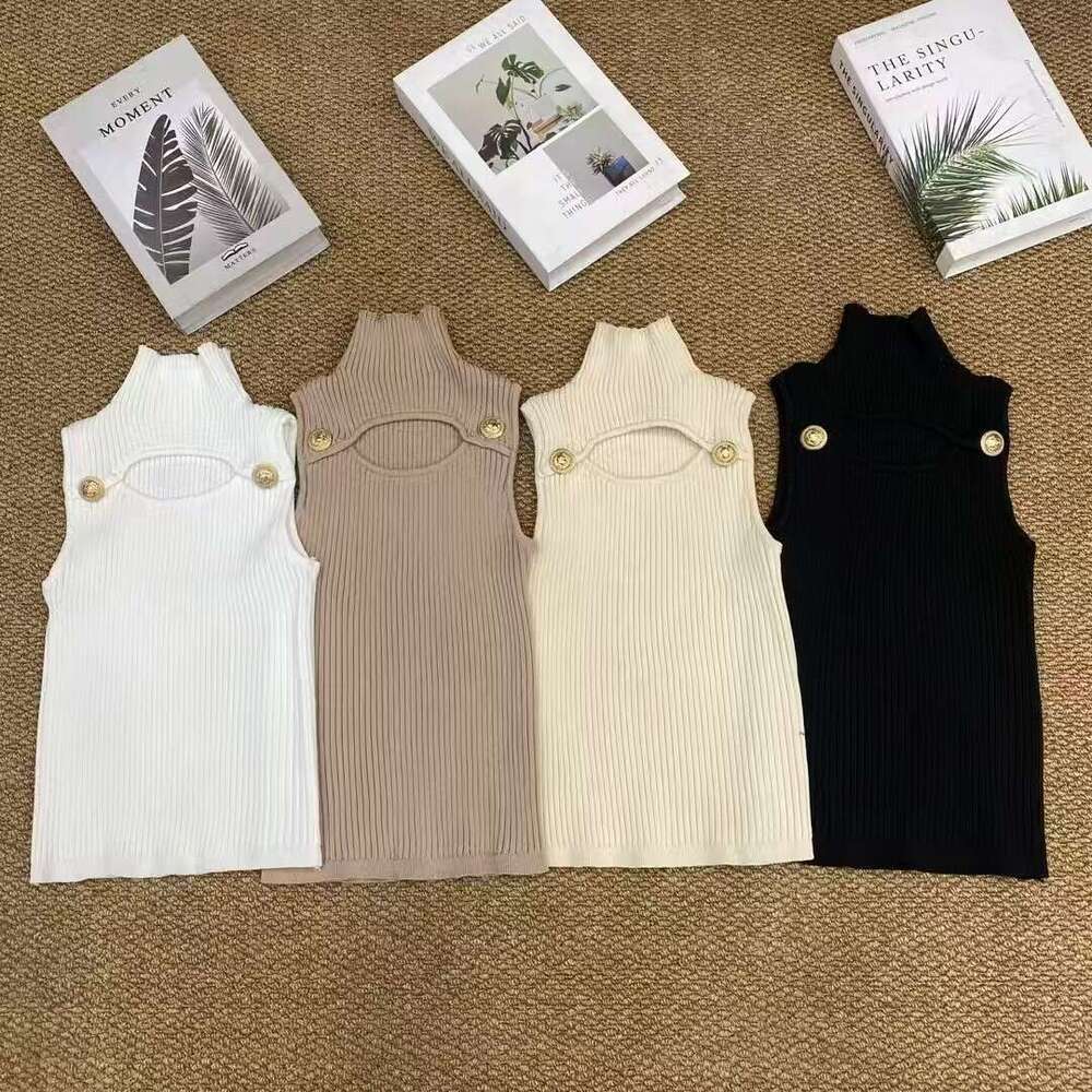 2026 Summer Women's Knitted Tank Top with Chest k30 Hollow Designer Slim fit FC Sleeveless Top, Suitable for Outwear