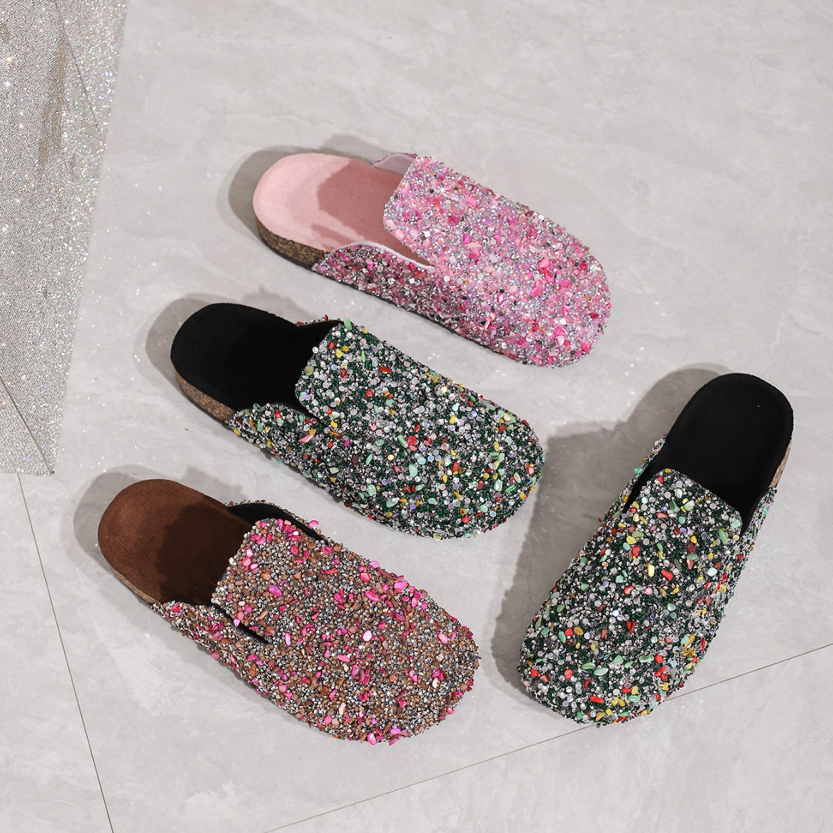 fashion slippers 2026 Women's Rhinestone Embellished Slide Slippers Sparkly Open Toe Flat House Shoes