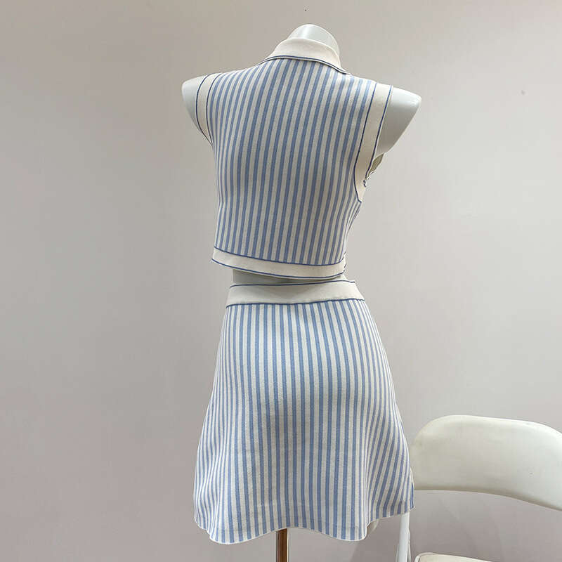 2026 Summer Designer French Style Blue and White Vertical Stripe Small Collar Knitted Tank k30 Top and Skirt Set