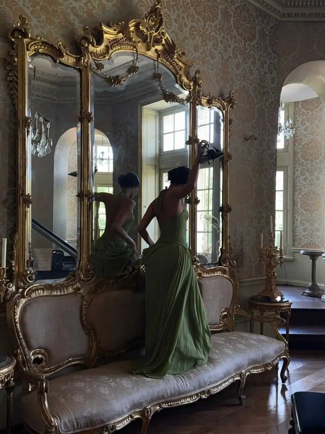 Green Fishbone Corset Halter Maxi Dress Women Backless Off Shoulder Pleated Heart Neck Slim Robe Lady Christmas Party Gown New C260331