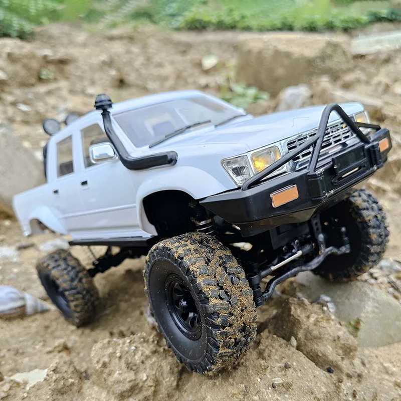 WPL C64-1 C14 RC Car 4WD 1/16 24G Off-Road Clim Control Truck Pickup Remote Control Car Model Boy Kid Adt Toy Gift C260331