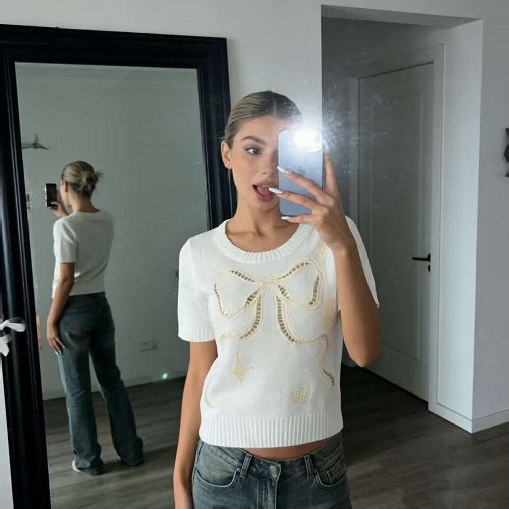 2026 Summer New Designer Color blocked Hollow FC Bow Embroidered Short Round Neck Short k30 Sleeve Knitted Top