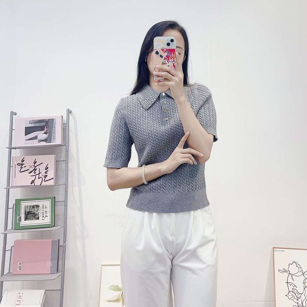 French luxury 2026 autumn women's fashion rhinestone polo collar ribbed sweater short sleeved k30 pullover elegant knit sweater