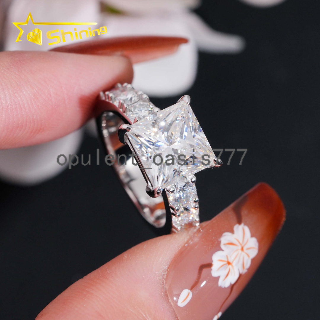 Luxury 925 Sterling Silver 5CT Princess Cut Moissanite Diamond Ring Custom D VVS Moissanite Engagement Ring for Women