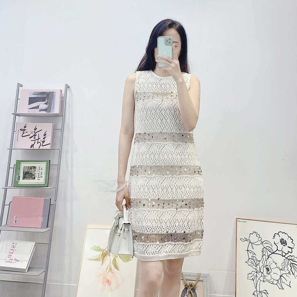 2026 Summer Designer Laisairjin k30 Shining Small Fragrant Style Dress Elegant Round Neck Knitted Long Dress for Women