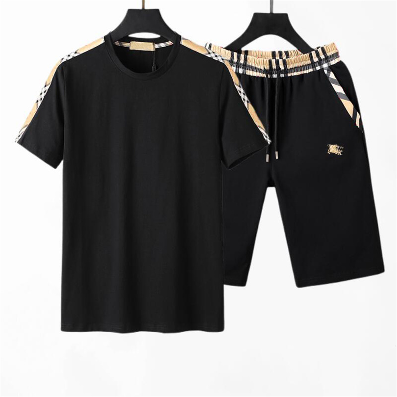Hot ensemble homme luxe Designer MensTracksuits Summer Suits T Shirt Seaside Holiday Shirts Shorts Sets Man Luxury Set Outfits Sportswears track suit