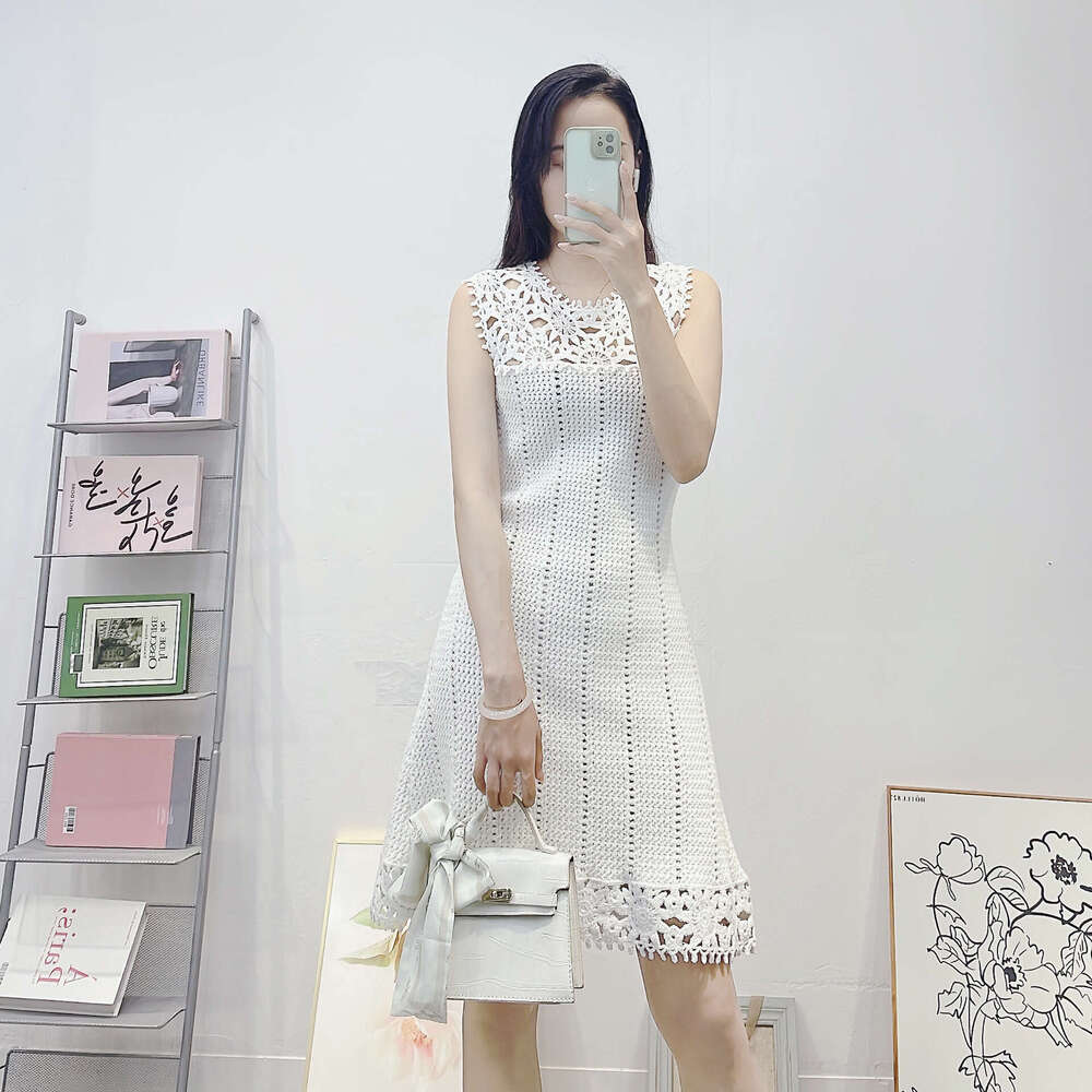 2026 k30 summer new designer elegant and sexy hollow out embroidered floral patchwork pure cotton knitted women's dress