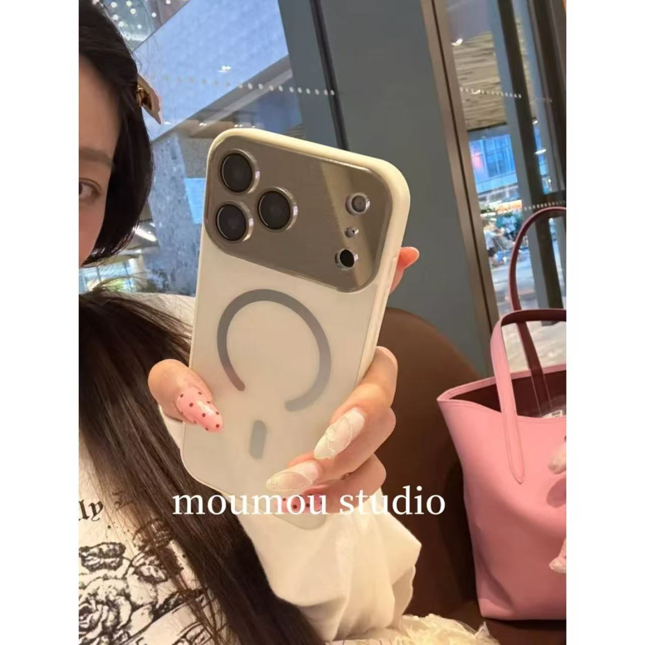 Premium sense ins solid color large window magnetic attraction suitable for iPhone case protective case